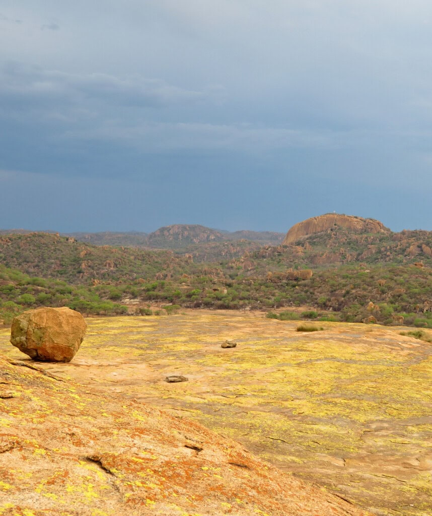 Eine Landschaftsaufnahme im Matobo Nationalpark in Simbabwe.