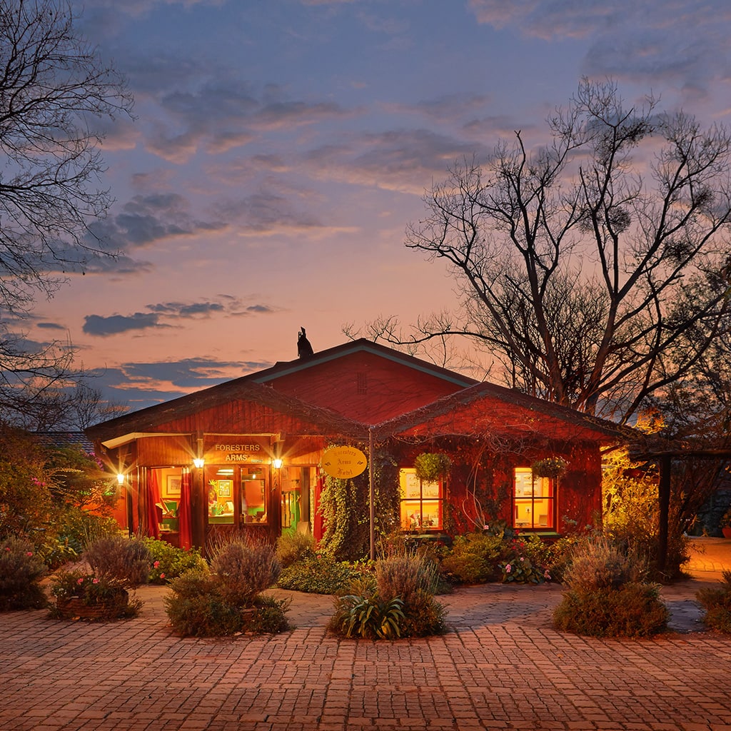 Foresters Arms Country Hotel