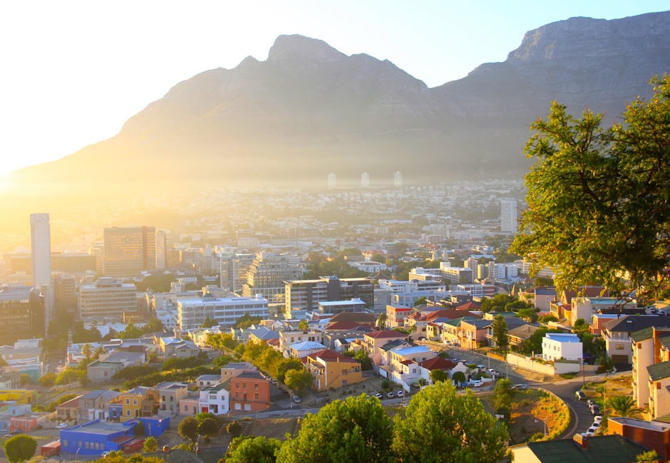 Eine Landschaftsaufnahme von Kapstadt.