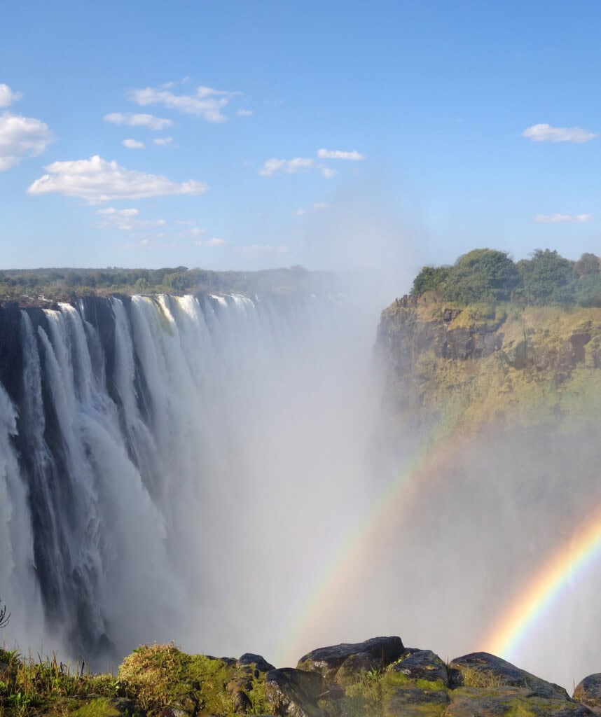 Regenbögen vor den Victoria Falls