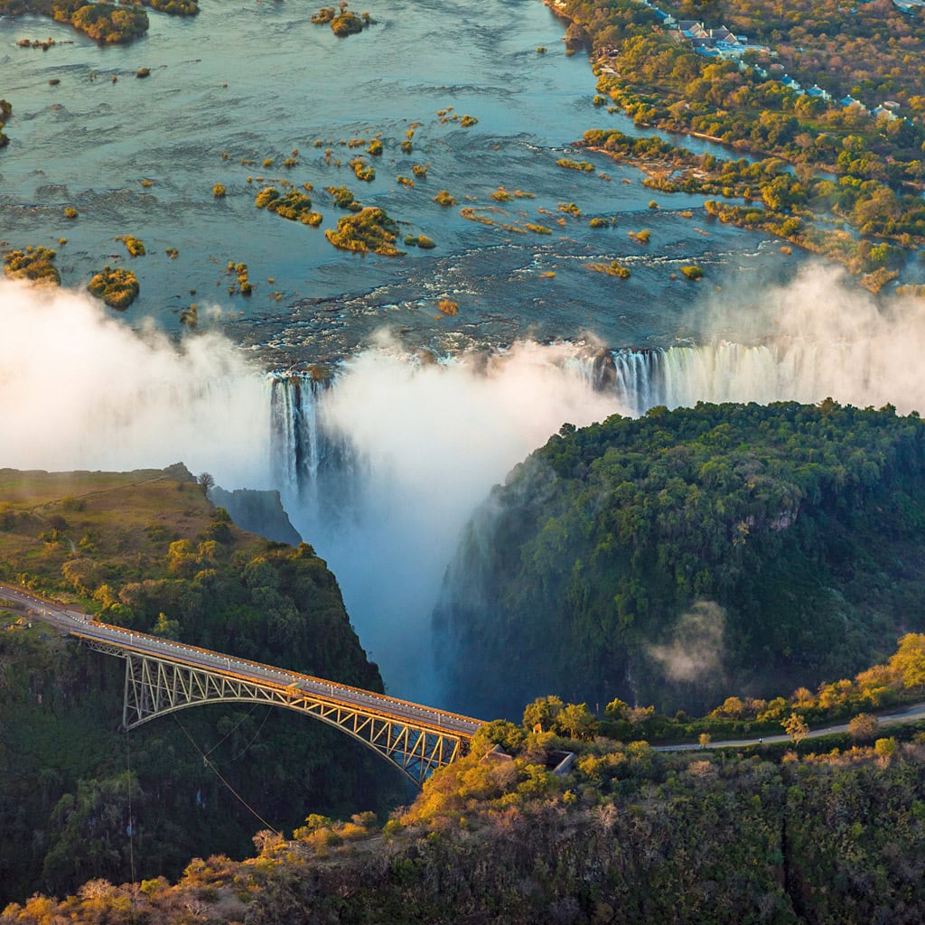 Luftaufnahme der berühmten Victoria Falls