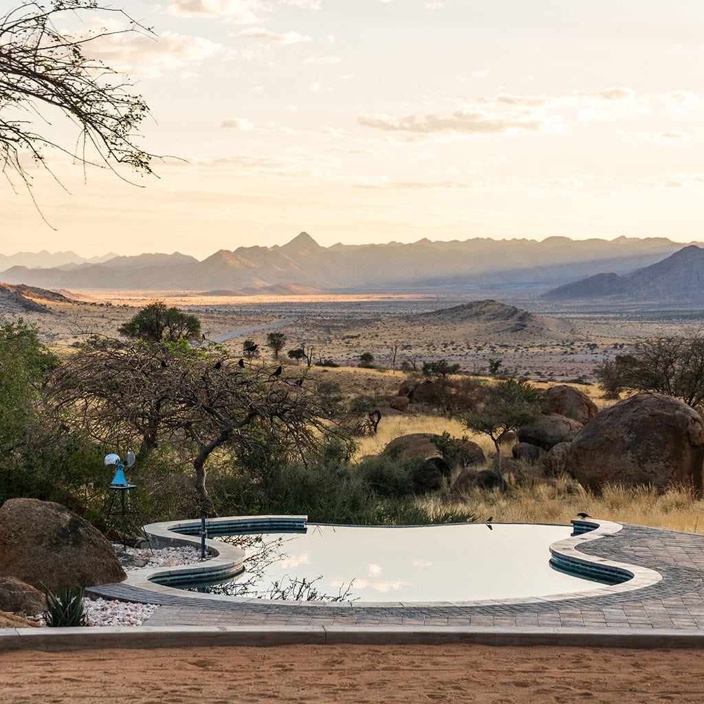 Swimming Pool des Barkhan Dune Retreat
