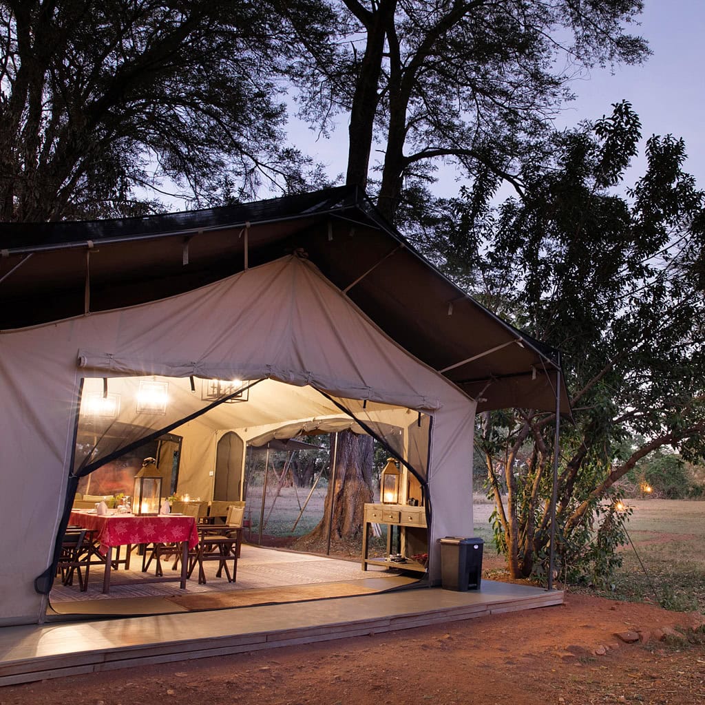 Zelt von außen im Basecamp Mara Adventure