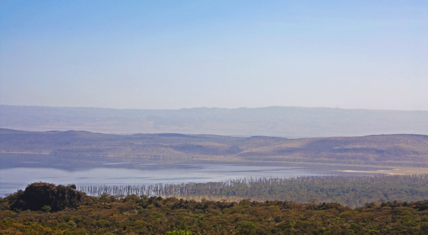 Eine Landschaftsaufnahme im Lake Nakuru Nationalpark. Eine Landschaftsaufnahme im Lake Nakuru Nationalpark.