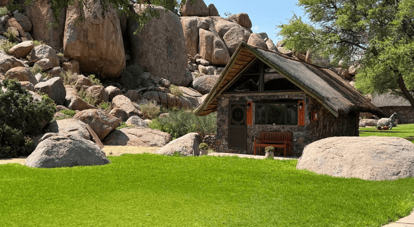 Chalet einer Lodge in Namibia